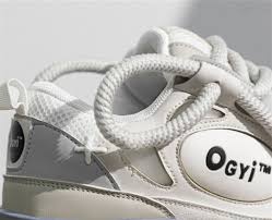 Ogiy | White-Grey